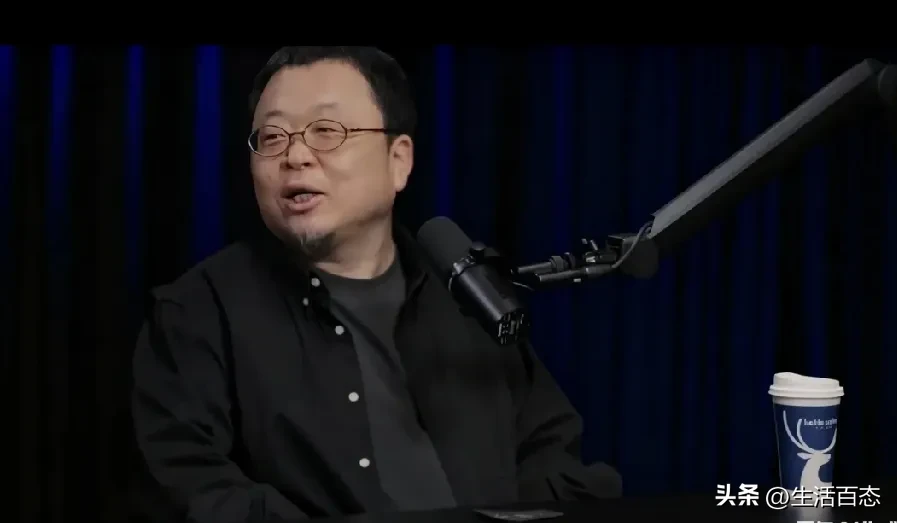 代发鸟教程：周鸿祎与罗永浩四小时对谈，AI行业的深度解析与未来展望