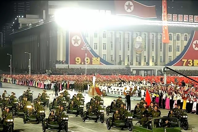 代发鸟：中国出席朝鲜阅兵，重塑东北亚战略格局与中朝合作新路径