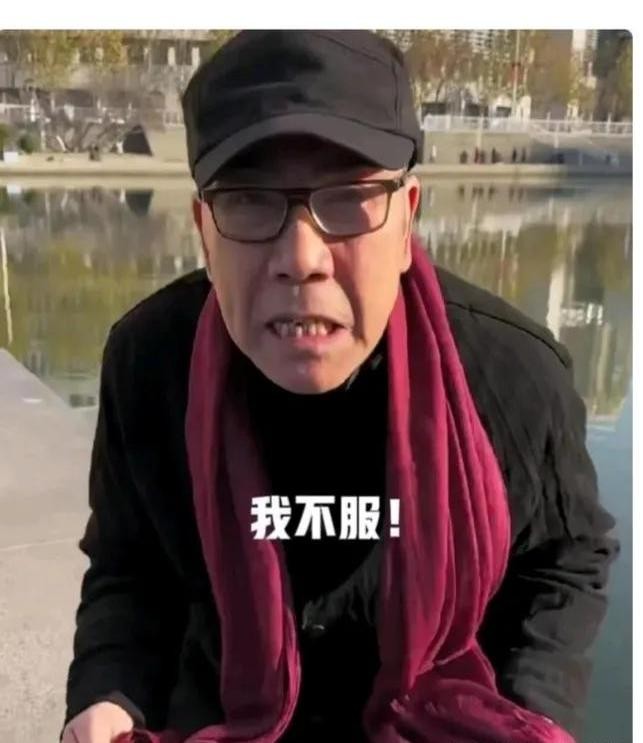 超单助手下载安装：天津网红圈，从舞娘到主播，热闹背后的流量密码揭秘