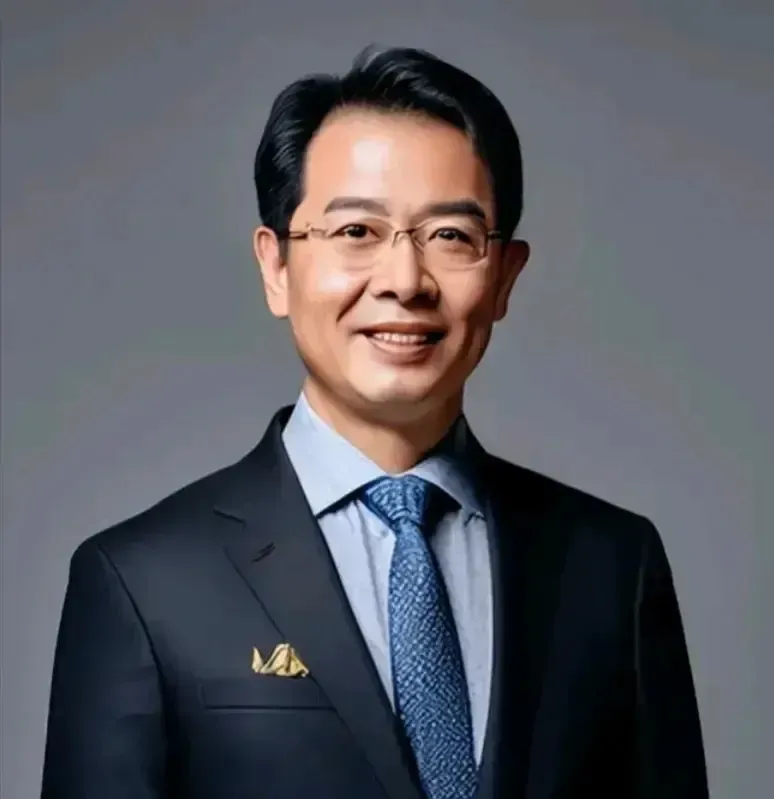 易评助手拼多多：好男人一个月的基本消费清单与预算解析