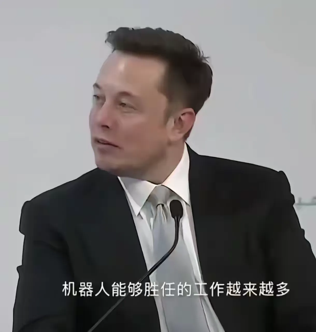 拼多多出评：人工智能将如何全面取代人类劳动与职业，未来工作不再是必要的选择