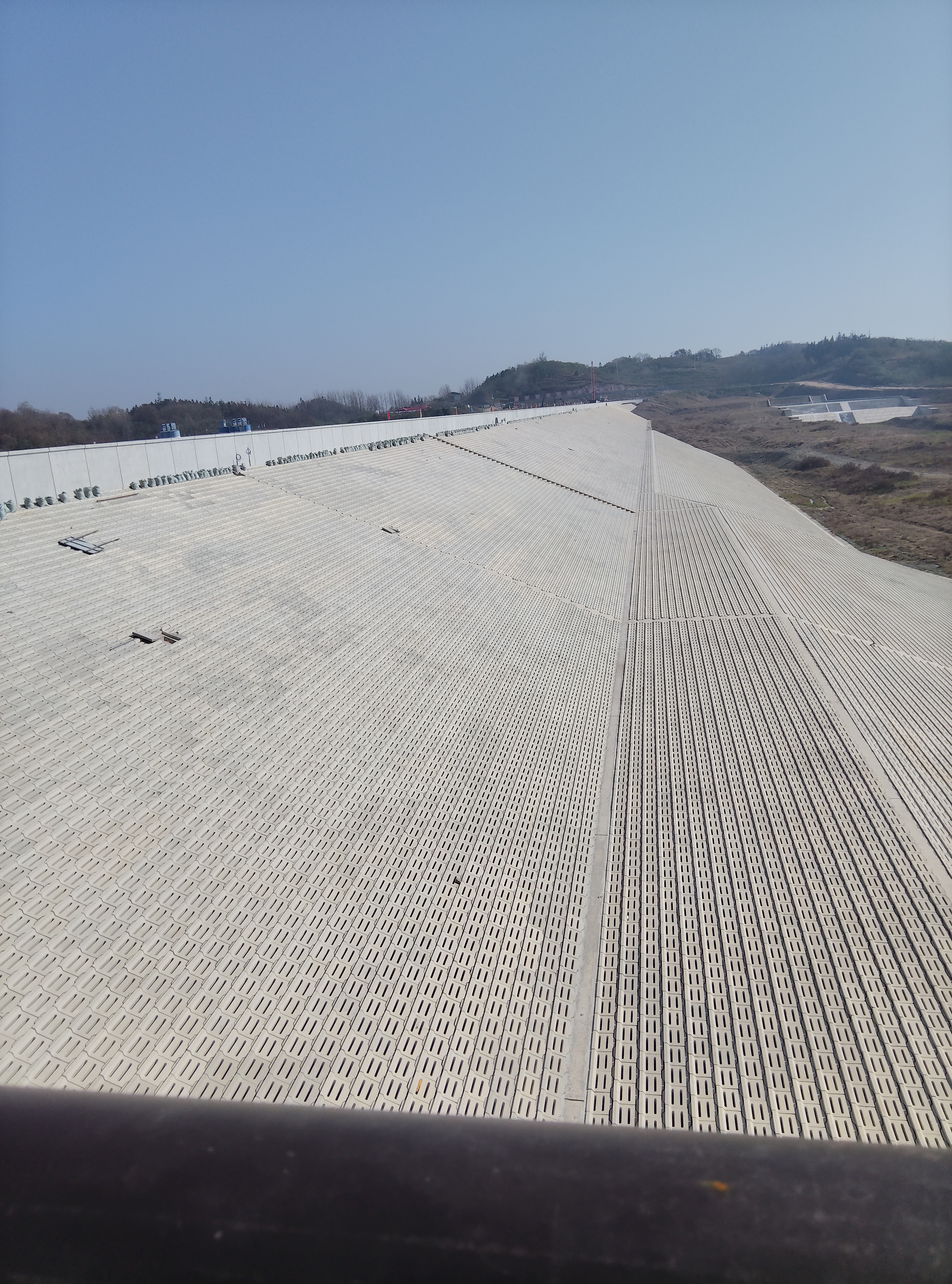 易评助手官网入口:袁湾水库建设进展,移民安置与生态发展的探索 易评助手官网入口:袁湾水库建设进展,移民安置与生态发展的探索