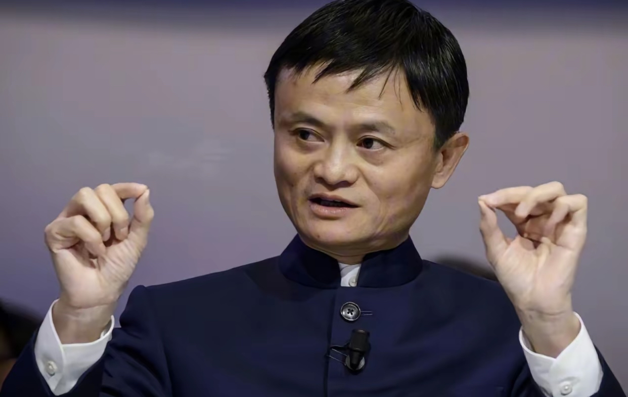 超评助手拼多多：拼多多崛起，如何从阿里巴巴手中夺取电商霸主地位的逆袭之路