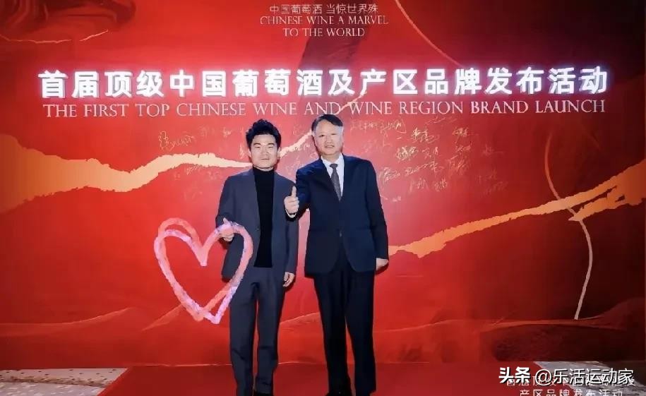 小G助手邀请码：董宇辉，从直播带货到高端品牌活动的成功转型之路