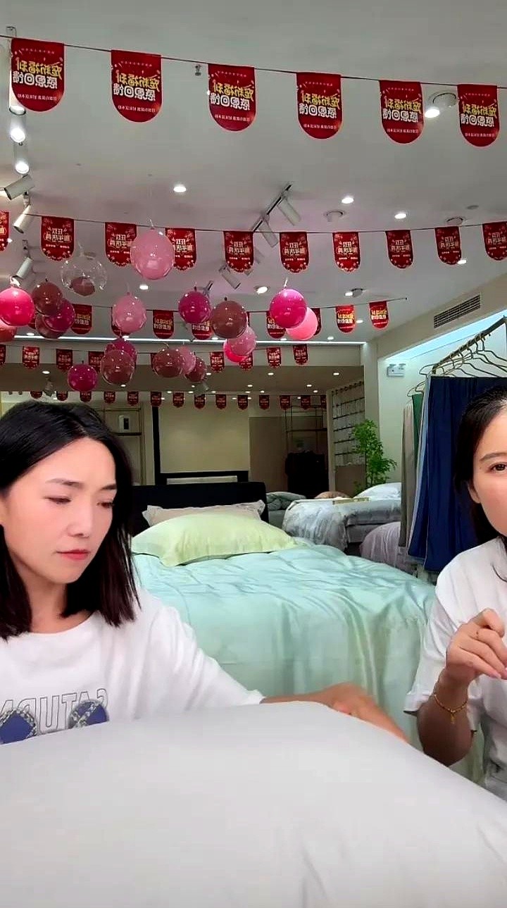 小Q助手怎么用：直播带货现状，焦虑与机遇并存，主播如何应对挑战？
