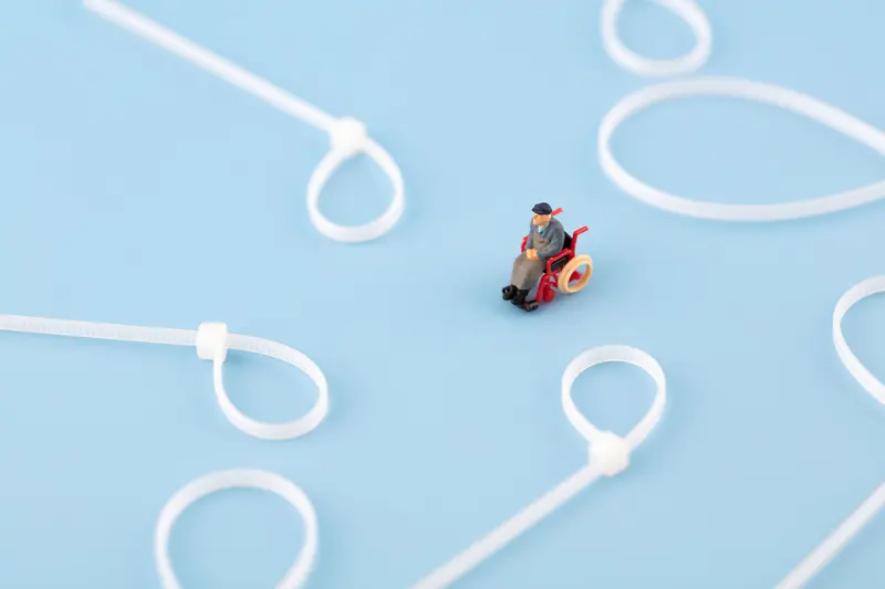 小G助手补单软件：如何保护老人免受诈骗？揭示骗局背后的社会责任与家庭关爱