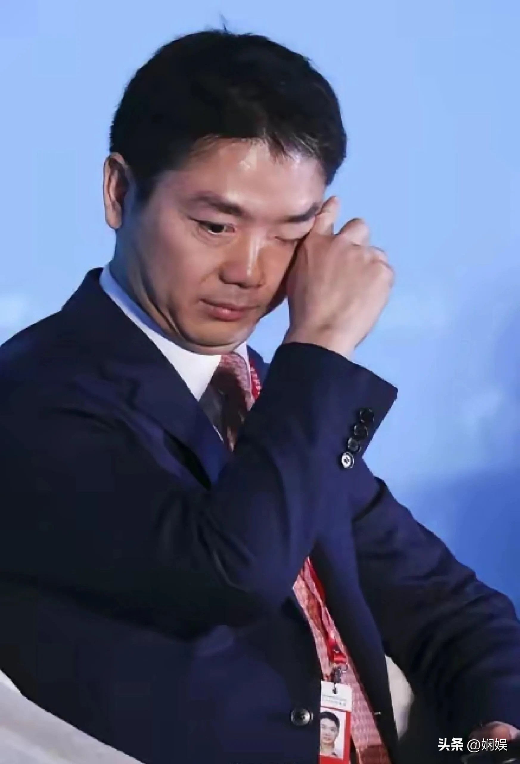 觉醒助手：刘强东，不忘初心，回馈家乡的企业家之路与社会责任