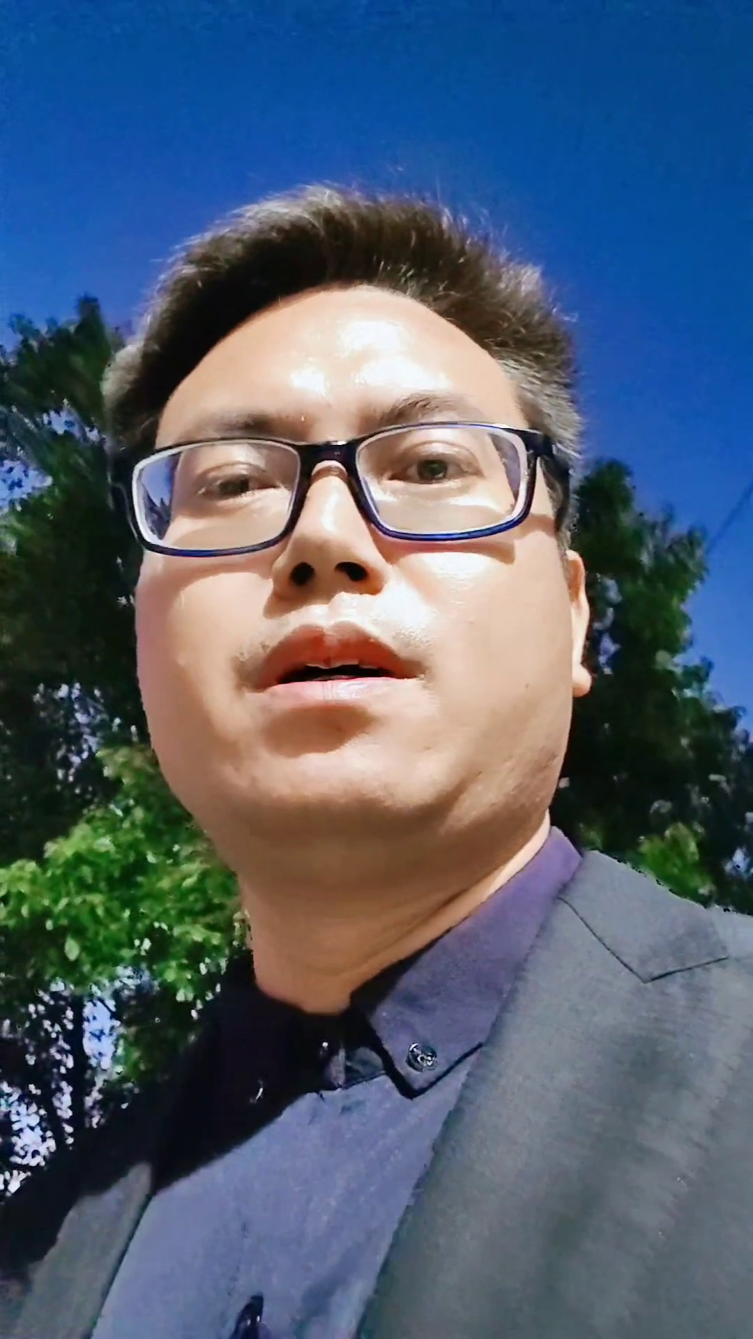 多多助手：从心软到保护自己，分享职场生存法则与人生教训