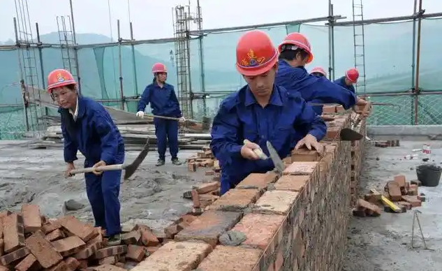 易评助手官网入口：普通人轻松赚钱的15种不费脑工作，适合你吗？