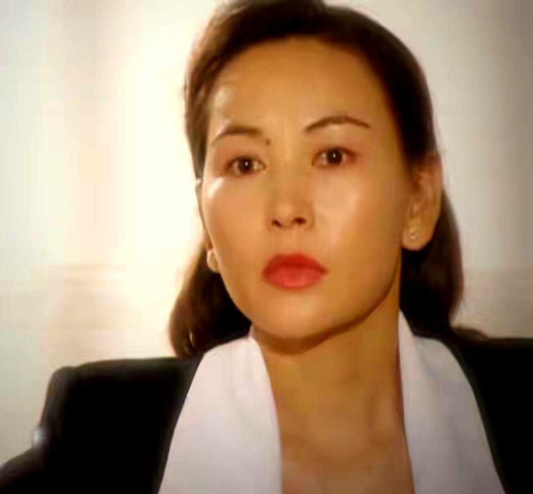 易评助手下载官网:艾丽娅,从影坛新星到“妈妈专业户”的四十年演艺之路 易评助手下载官网:艾丽娅,从影坛新星到“妈妈专业户”的四十年演艺之路