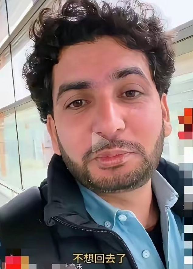 易评助手软件官网：印度博主“双面表演”，抹黑中国后借同情赚取流量的真相揭秘