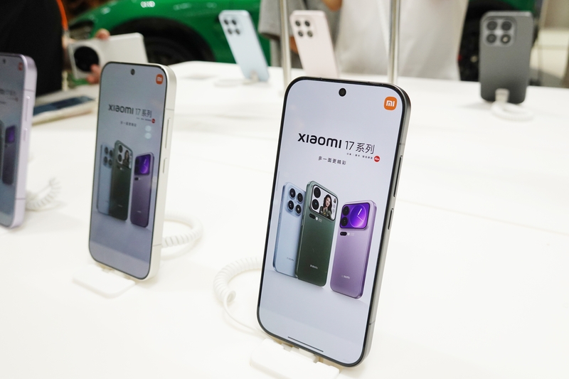 易出评卡密：小米17重磅来袭，实力突围高端市场引发热潮！