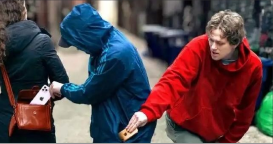 易评助手网站：欧洲小偷为何不再敢偷中国游客手机？背后的技术与消费变革分析