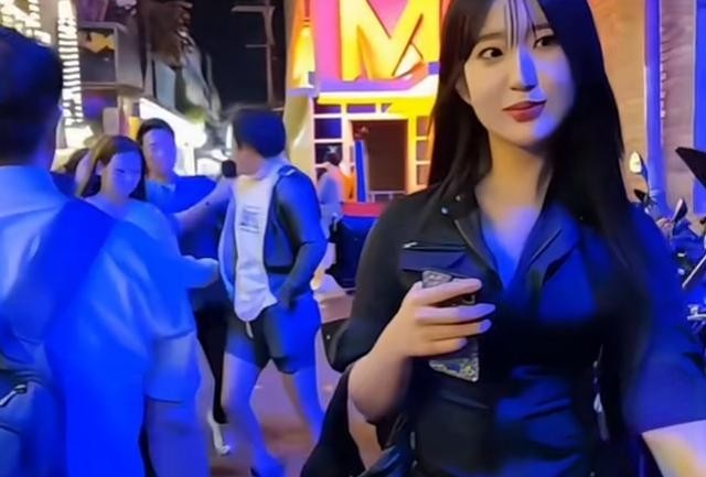 易出评软件下载：外国人眼中的中国，低调巨人的惊讶与误解