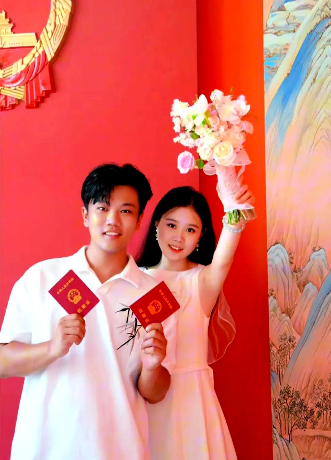 Q助手下载：婚姻中的权力平衡，从‘谁当家’到如何共建幸福关系