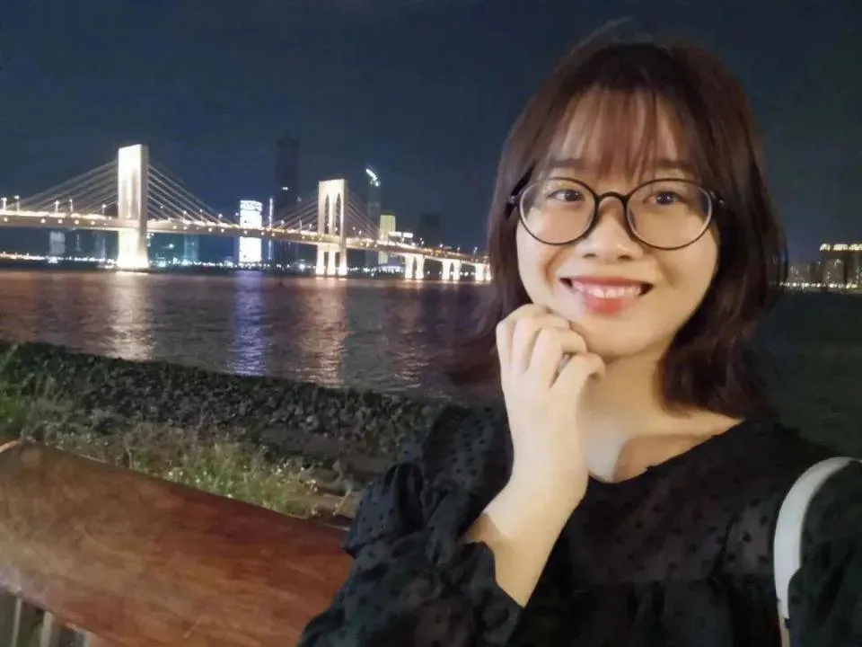 超单助手下载官网：雷军千万年薪挖95后AI天才，助力小米科技创新新篇章