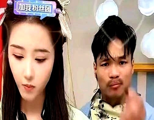 快火助手：小黄逆袭地球号直播间，能否打破主播复出魔咒？