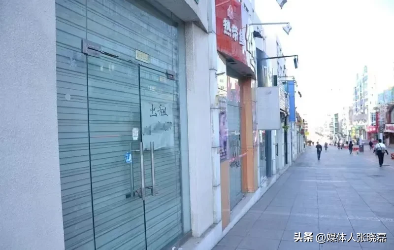 易评助手卡密：实体店反击电商巨头，美团闪购助百大品牌集体出逃京东