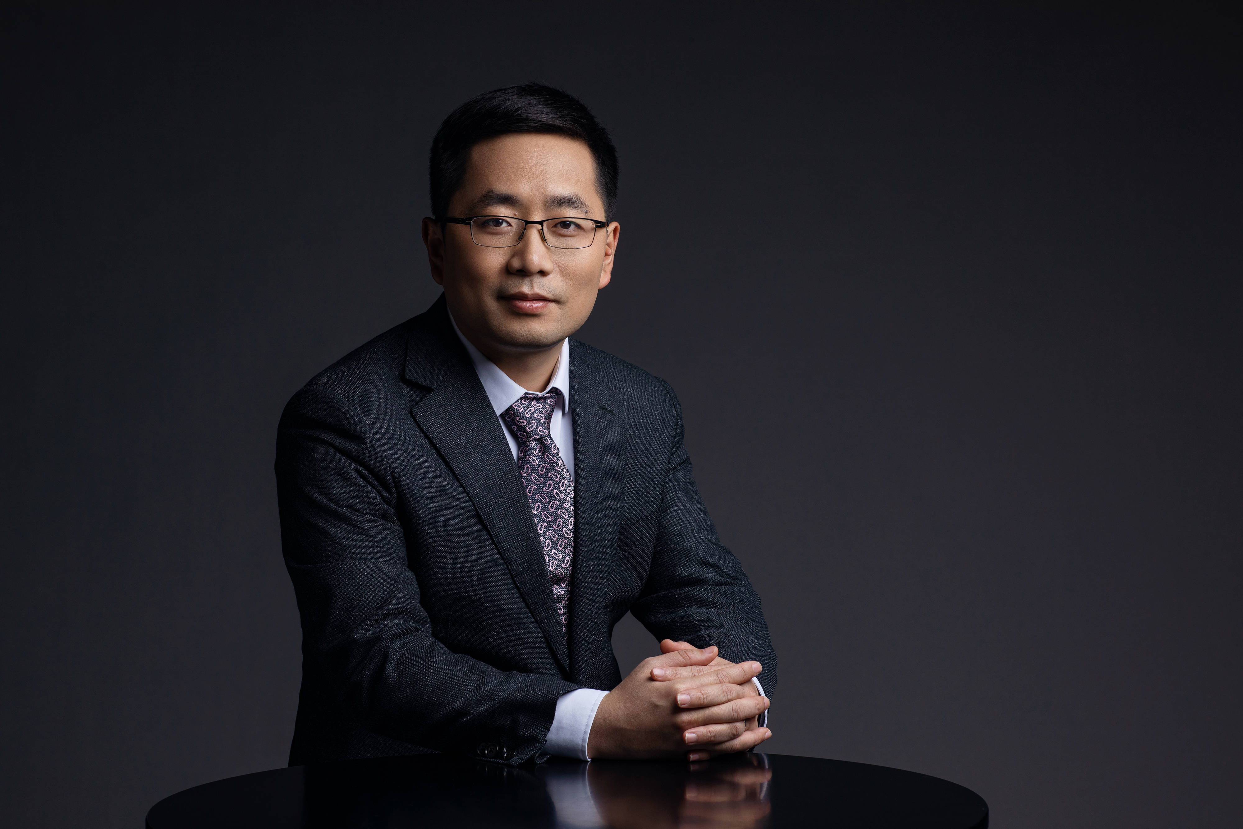 多单助手：姜海荣加盟长安深蓝汽车担任CEO，助力新能源发展新篇章