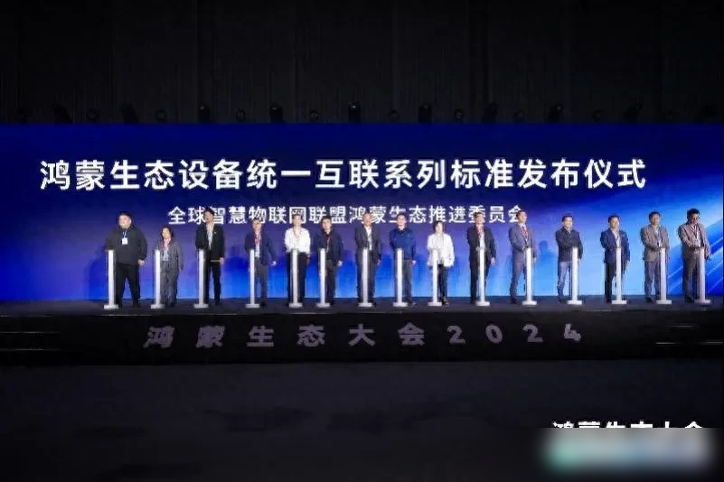 多多助手：小米面临AI竞争压力，急需重塑战略以应对市场挑战