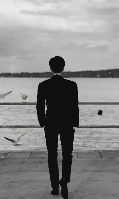 评分助手教程：女性为爱飞千里，打破“奔现”偏见，真诚在于付出与勇气