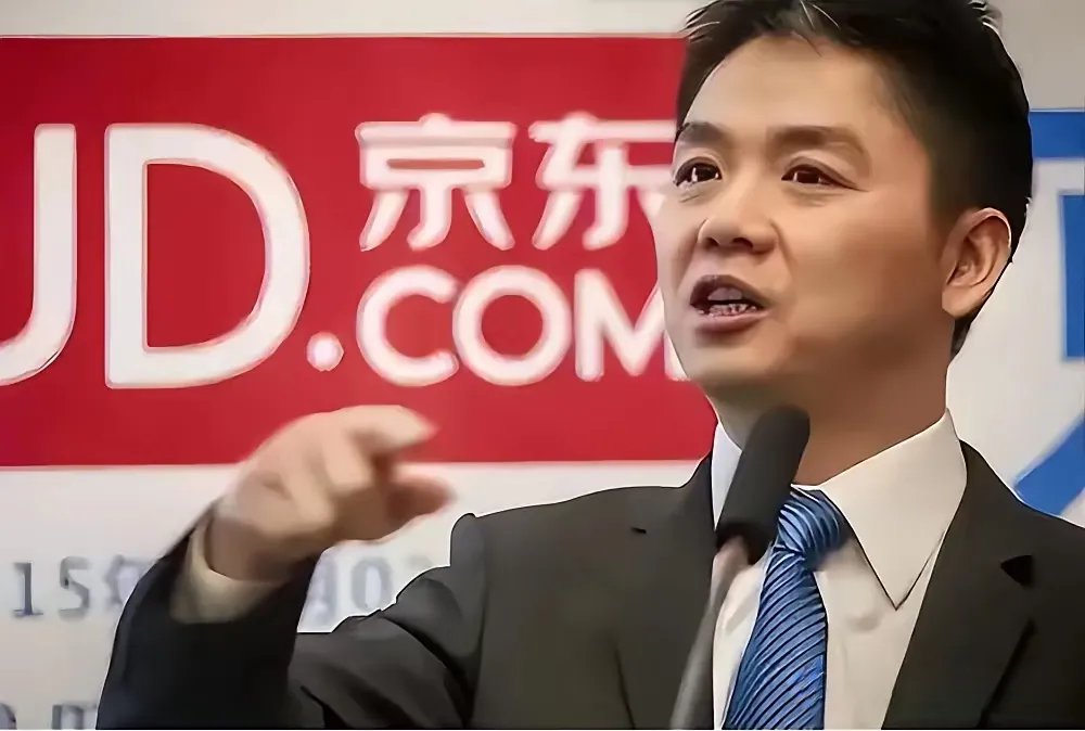 觉醒助手：京东万亿营收利润仅413亿，拼多多逆袭成＂利润狂魔＂，腾讯危机加剧！
