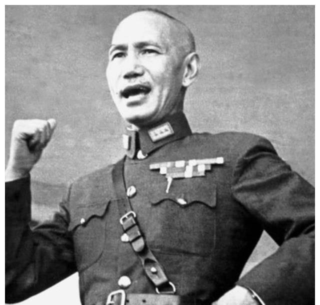 多多权重：蒋介石＂搬家＂清单揭秘，台湾经济奇迹的背后真相