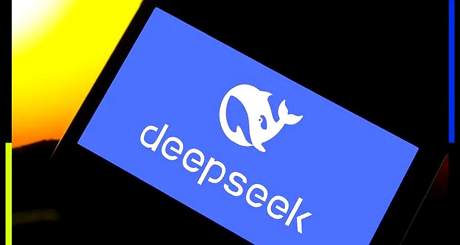 小评评助手下载安装：腾讯AI创新助力财报大丰收，DeepSeek模型引领行业新潮流