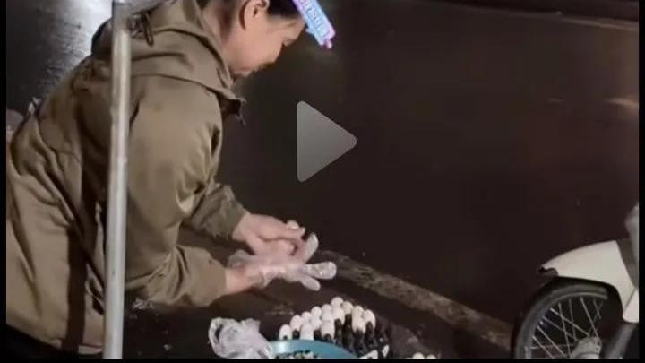 无名助手：高房价下的生存挑战，小松姐姐的新店与家庭梦想的追寻