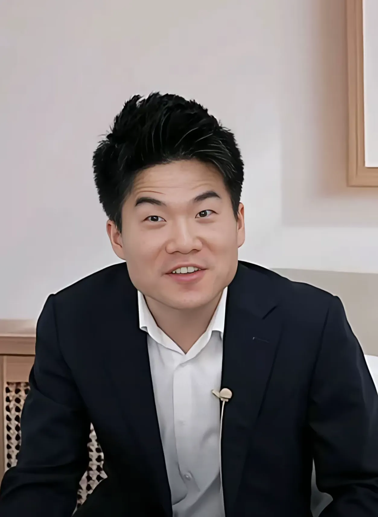榜单助手：董宇辉团队直播选品背后的严格流程与品质保障，助力乡村振兴再创新高