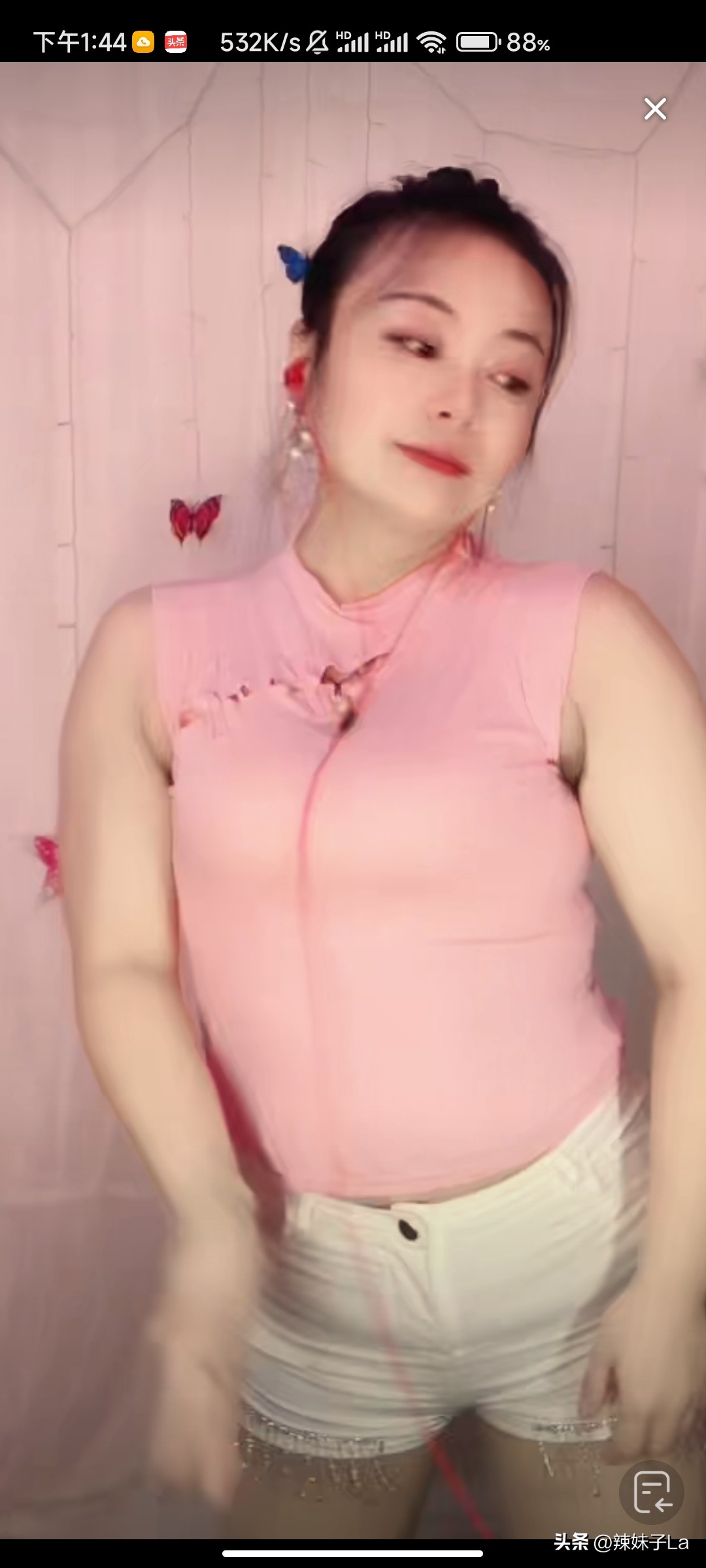 超单助手教程：腋毛的自信转变，主播如何将劣势化为优势，赢得流量与支持