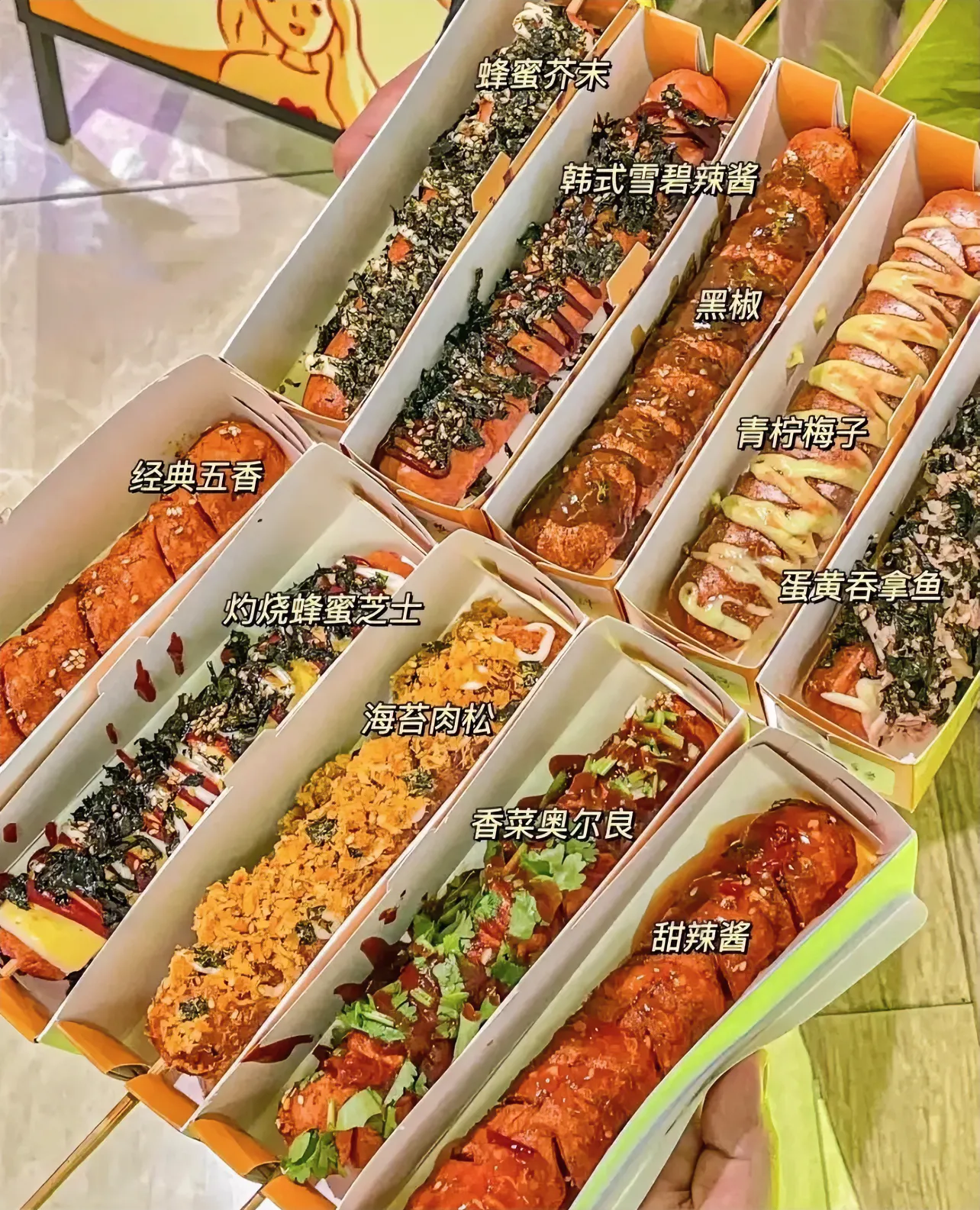 权重助手：月薪3万裸辞，95后女孩选择摆摊，放弃高管身份寻求自由与快乐！