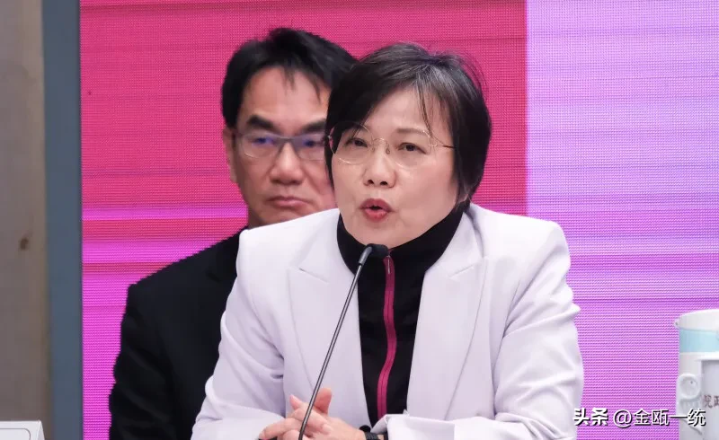 乐拼助手：台湾网红夸张称20万人拿大陆身份证，内政部门回应调查中