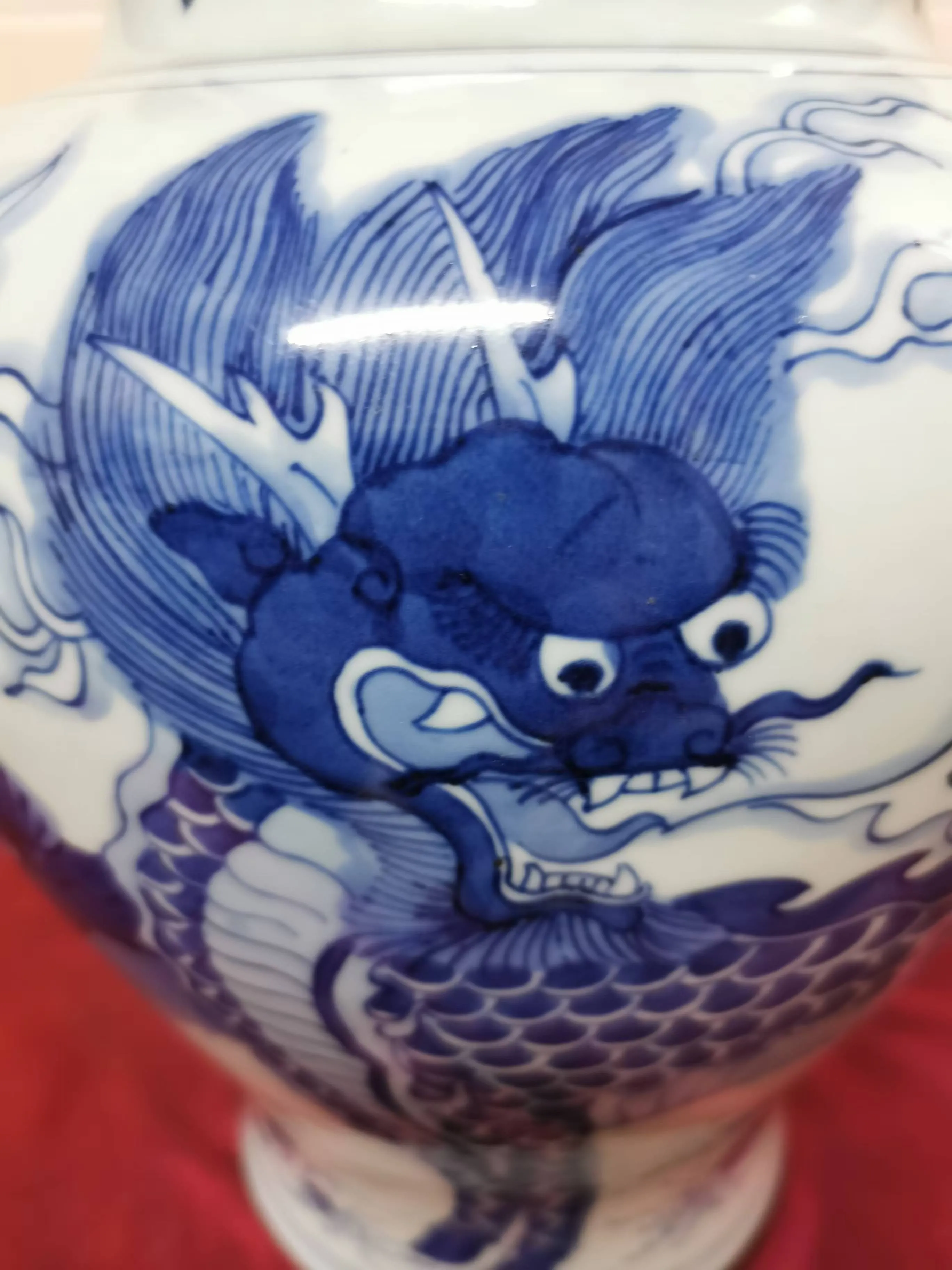 超单助手最新版本：天价古玩，文化价值与资本游戏的博弈分析