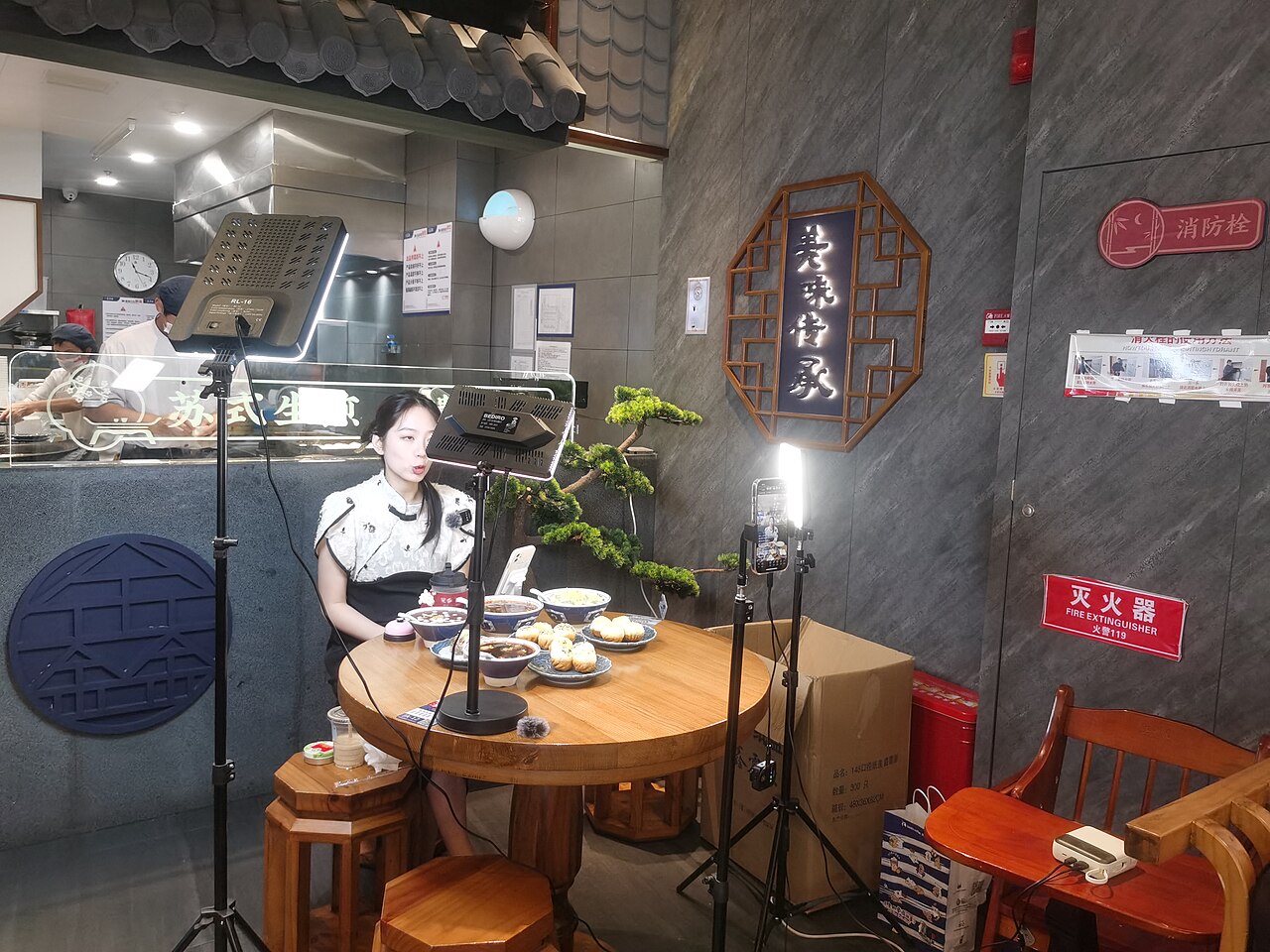 易团助手：东南亚电商竞争，Shopee、Temu与抖音谁能赢得用户信任？