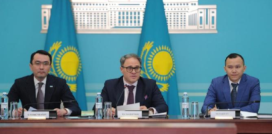 拼多多开团软件：哈萨克斯坦如何在物流合作中确保核心地位与主动权的博弈分析