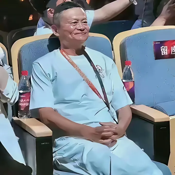 易单助手：马云回归阿里，市值重返三万亿，员工士气高涨，期待新突破