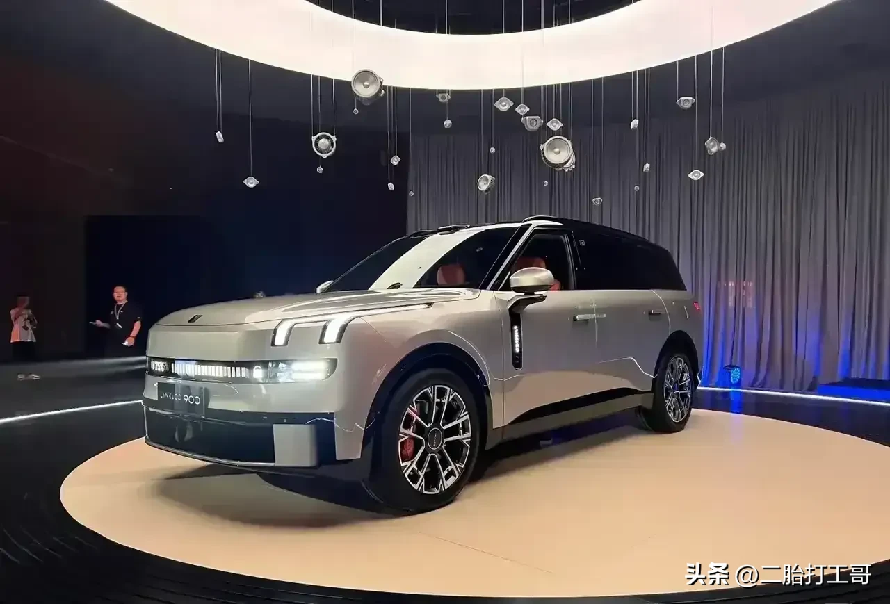 小G助手使用方法：五一假期出游人数破3亿，自驾游成新趋势，领克900助力家庭旅行安全舒适