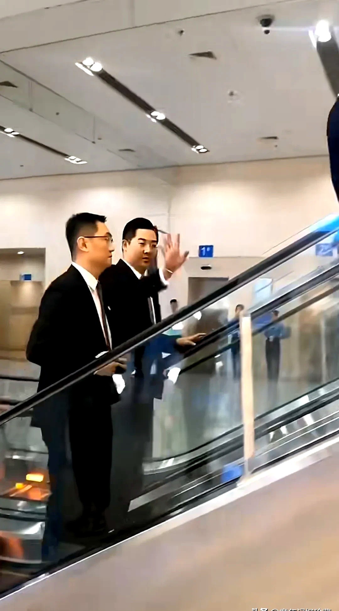 小Q助手小号：李彦宏与马化腾争夺用户心，如何寻找新流量增长点？
