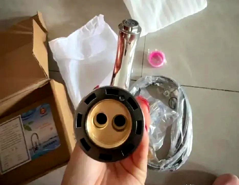 Z助手：拼多多秒退政策，用户满意与商家困境的博弈分析
