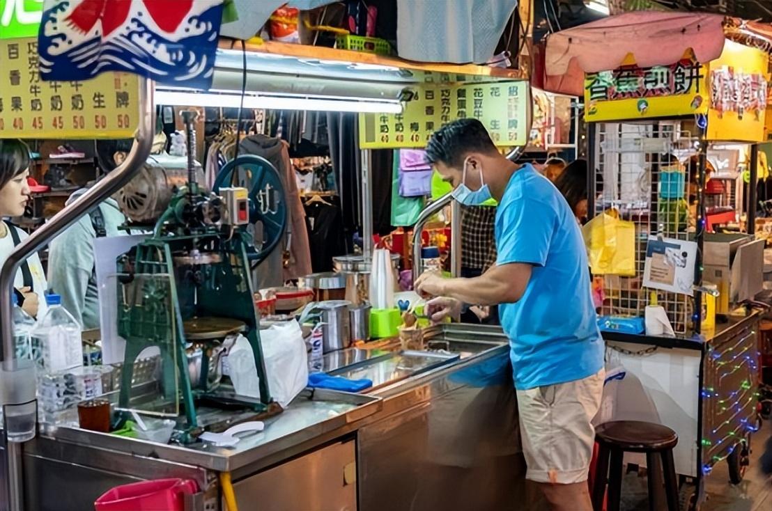 多多自动批发：香港人为何拒绝线上支付？探究其背后的文化与消费习惯。