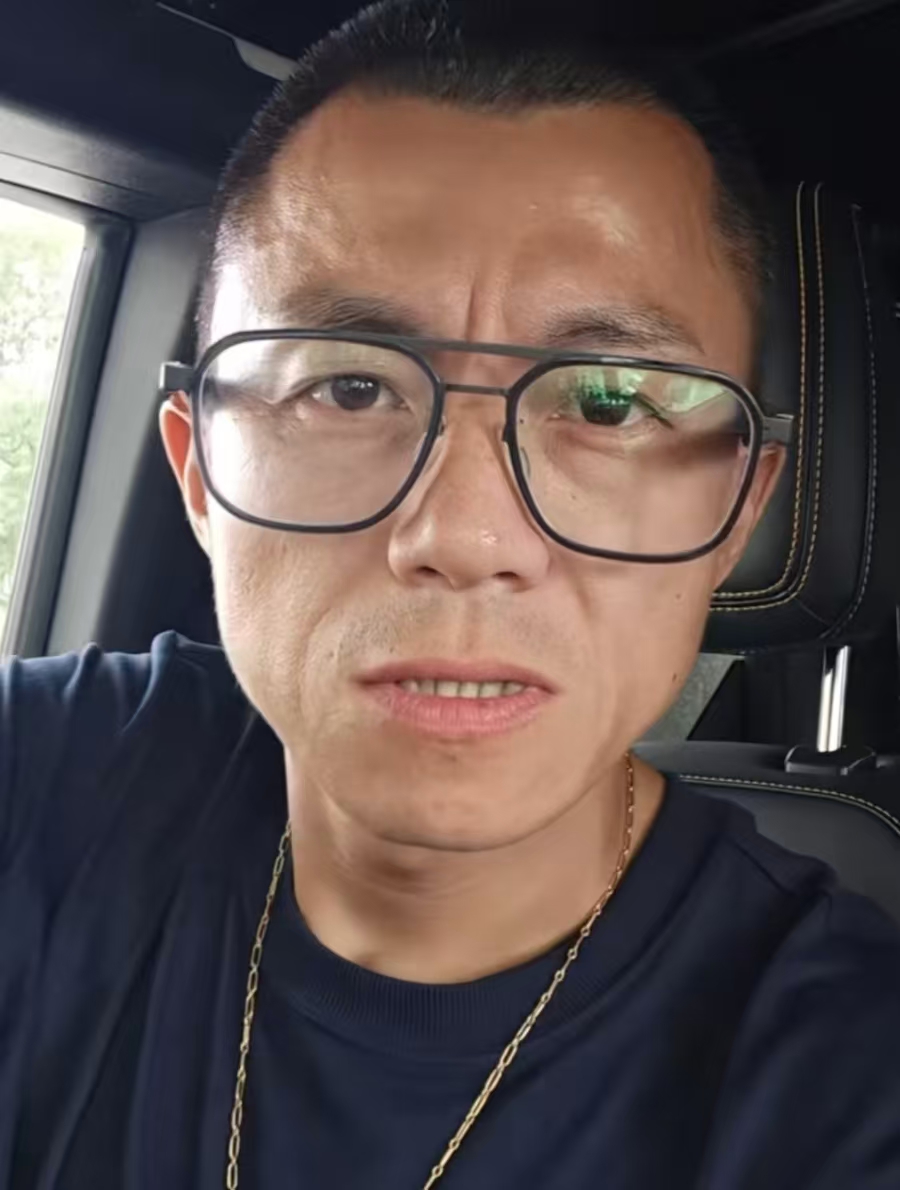 要火助手:陈震禁言事件揭示流量时代的行业警示与责任边界 要火助手:陈震禁言事件揭示流量时代的行业警示与责任边界