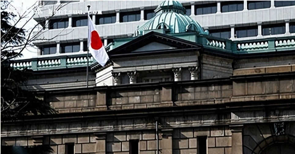 评分助手：特朗普遭遇美联储内部分歧与日本金融政策冲击，全球市场震荡加剧