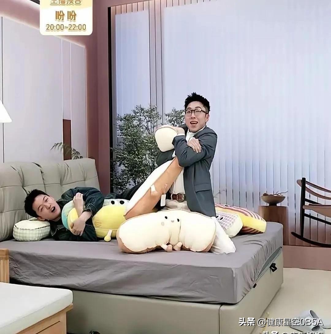 上评助手：董宇辉缺席直播间，带货团队笑料不断创下1.06亿销售额！