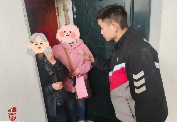 番茄管家软件下载：快递小哥阻止老奶奶天价药诈骗，成反诈英雄引央视点赞