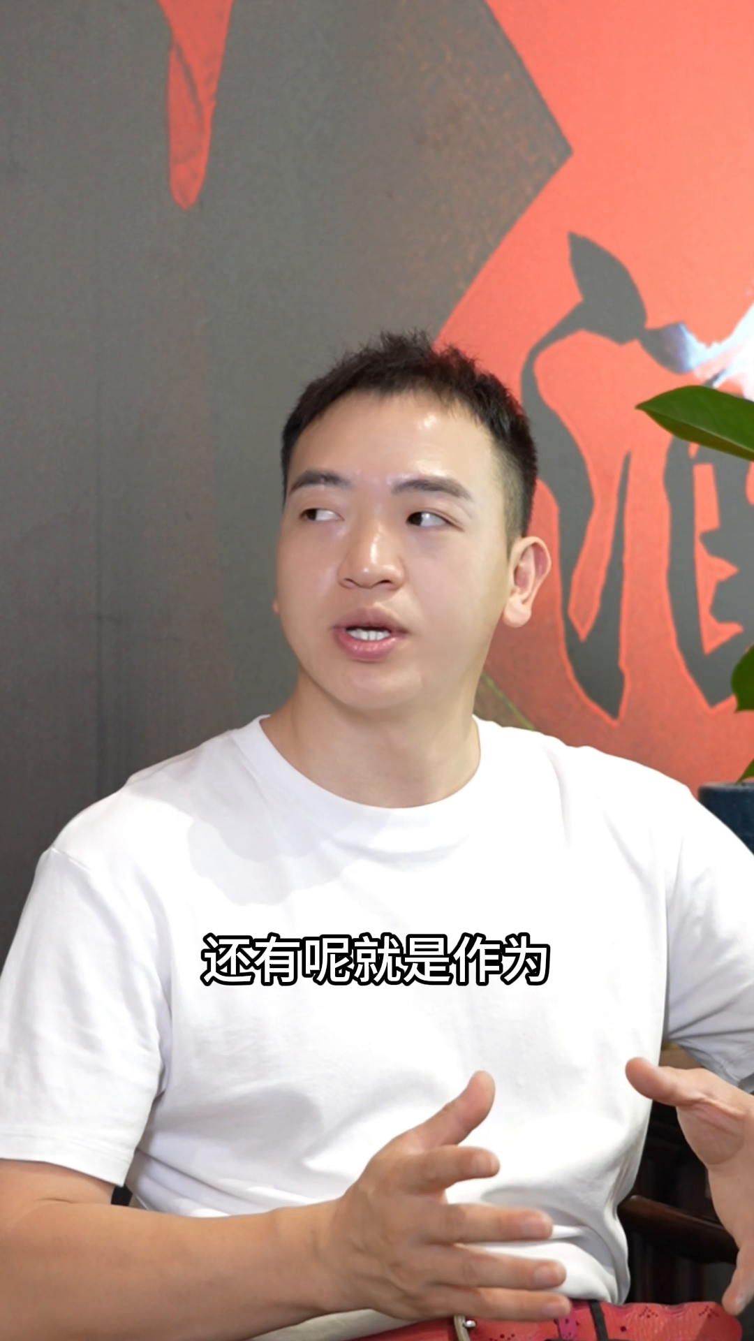 多多留评官网：探秘茅台镇，寻找优质酒厂与名人合作的故事