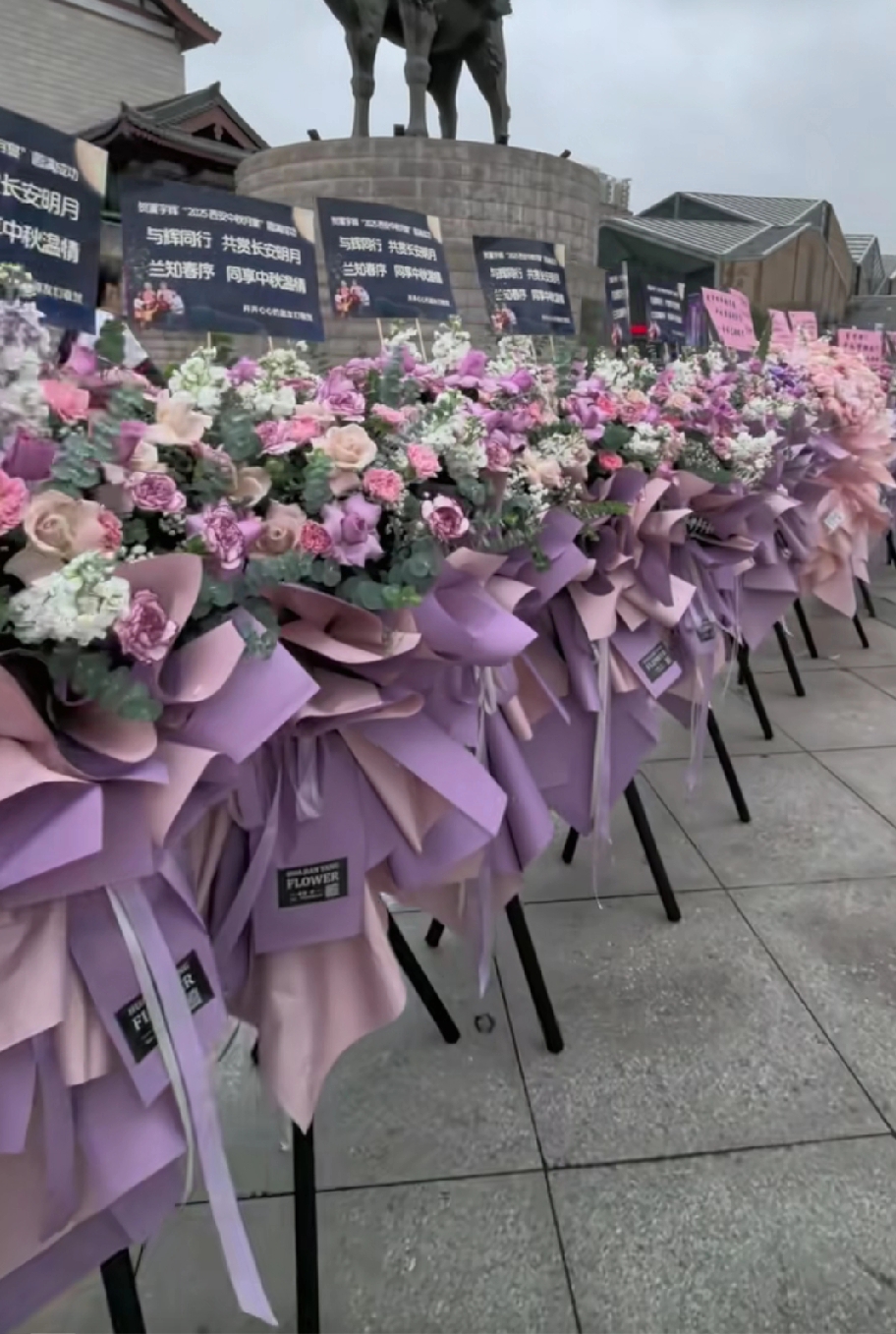 乐多多助手：董宇辉，鲜花收获最多的男人与消费者信任背后的故事