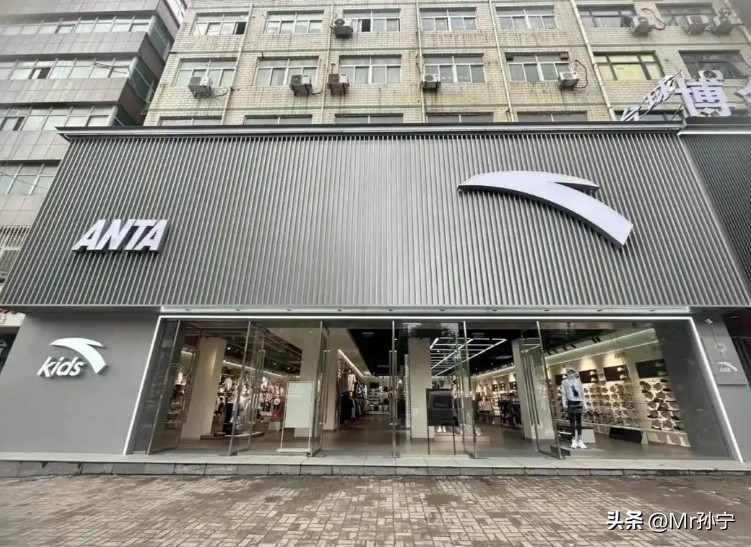 快火助手官网：国产品牌崛起！安踏营收超阿迪耐克，服装行业震动的背后分析