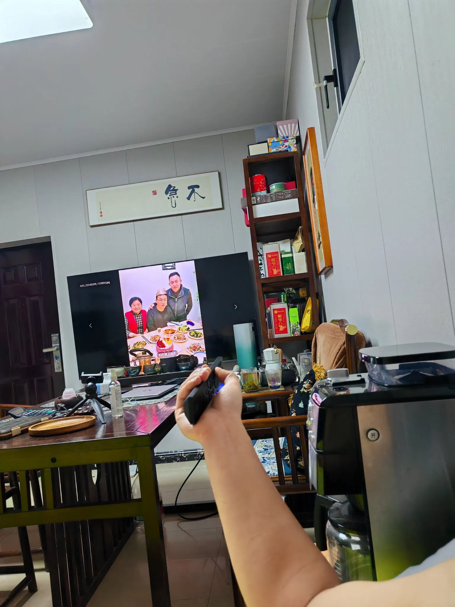 大白出评使用方法：快递不断，儿子的心意与家人的温暖交融