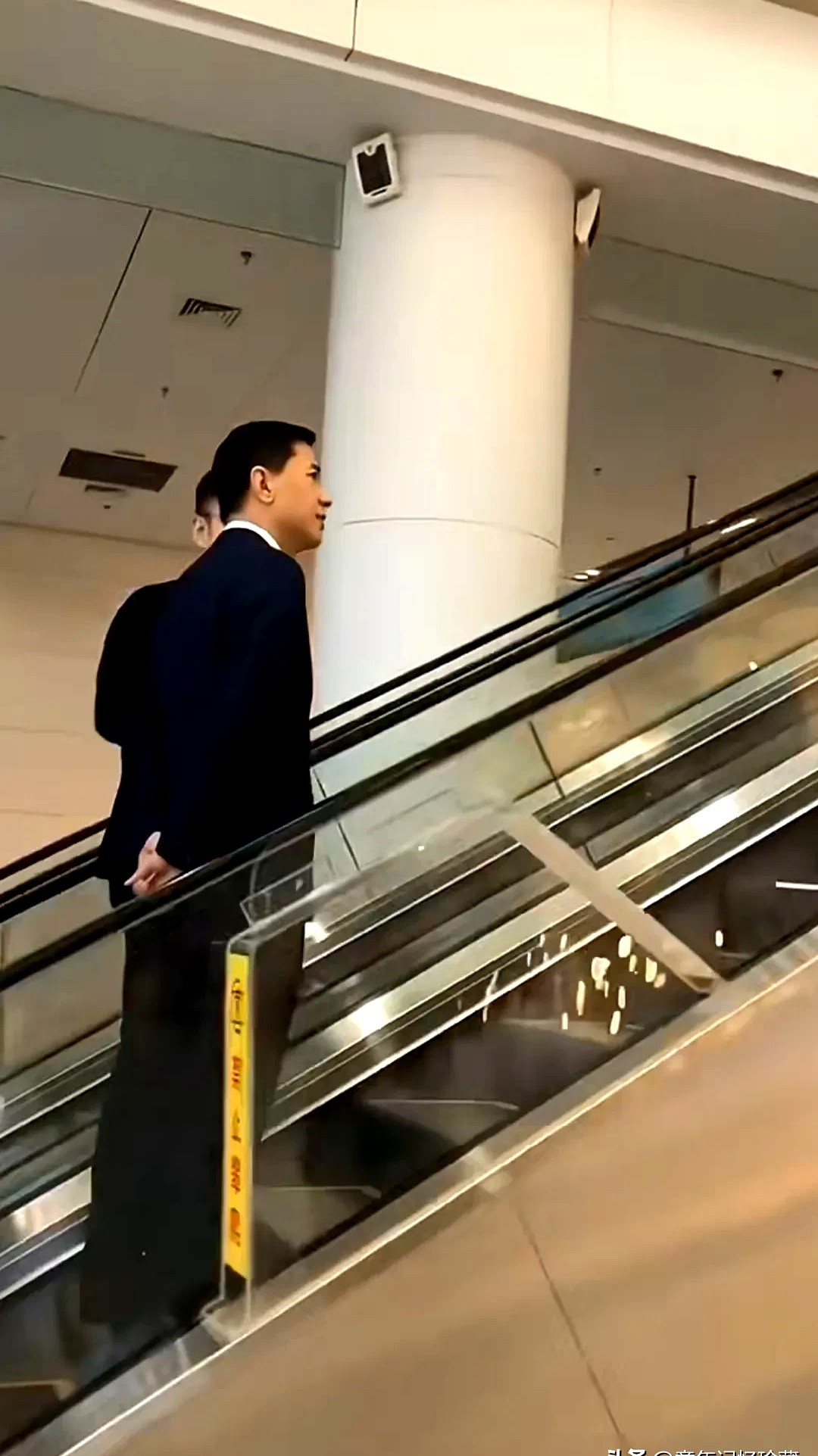 小Q助手小号：李彦宏与马化腾争夺用户心，如何寻找新流量增长点？